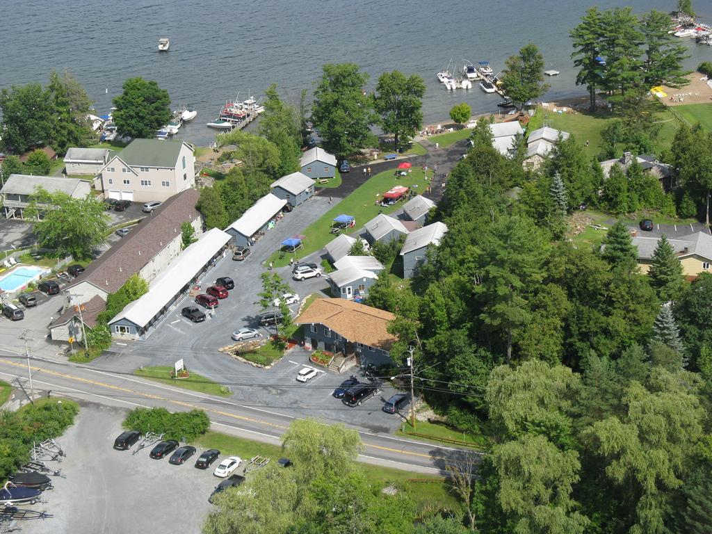 Blue Lagoon Resort Lake George Quarto foto